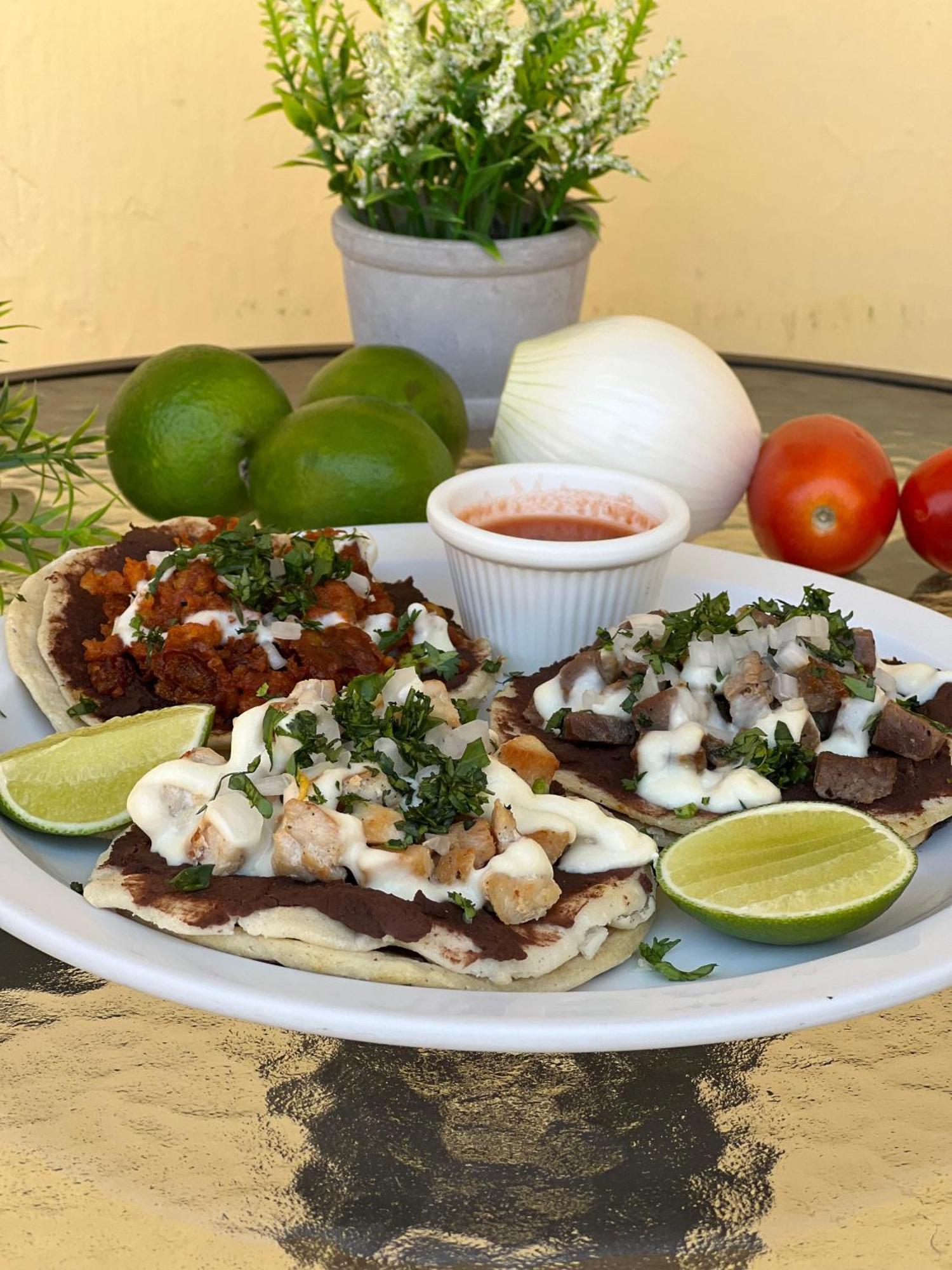 Hotel Y Restaurante Villa Esmeralda Quetzaltenango Exteriör bild
